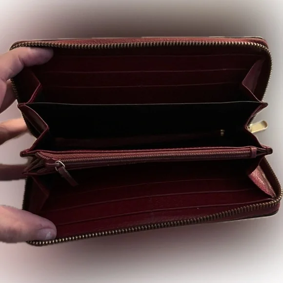 COA Gucci x Doraemon Zip Around Long Wallet - Picture 4 of 12